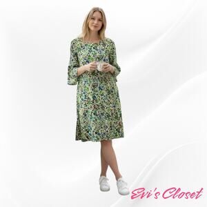 Traffic People Women's Knee Length Dress Sz L Multi Color Floral Print. NWT